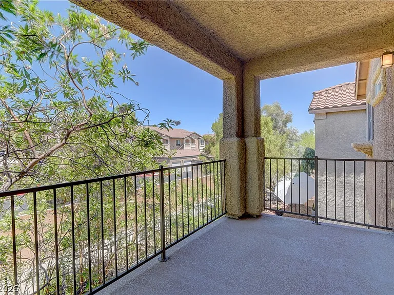 8732 Salvestrin Point Ave — Photo 12