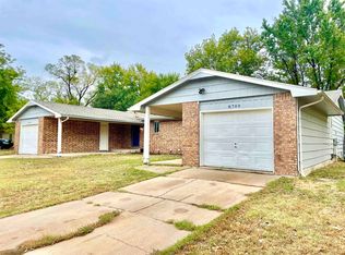 8711 E Arthur Cir, Wichita, KS 67207