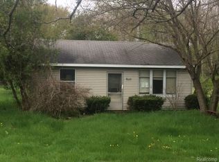 7975 Lakeshore Rd, Lakeport, MI 48059