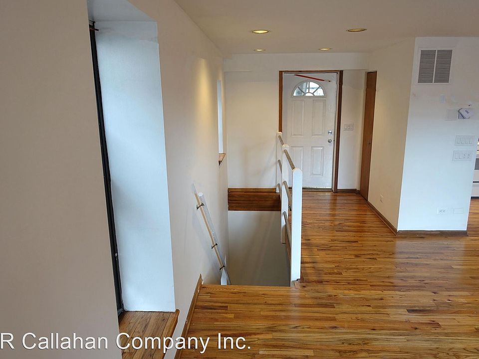 1st image of 1916 S Canalport Ave #8540583
