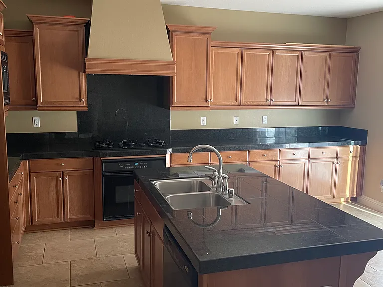 19712 Ellis Henry Ct — Photo 26