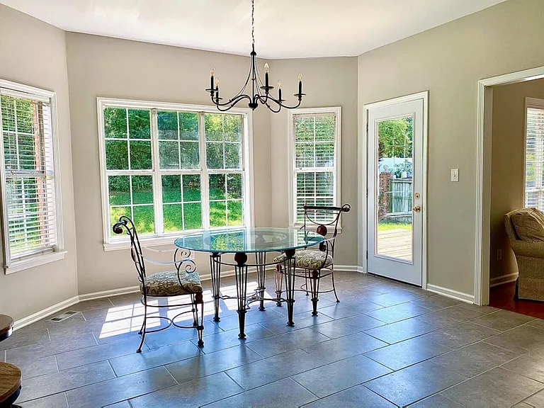 1507 Audubon Dr — Photo 10