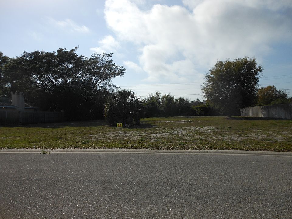 View of lot from 89th St. NW