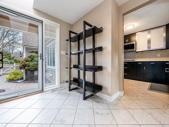 3rd image of 13 W Woods Unit 13