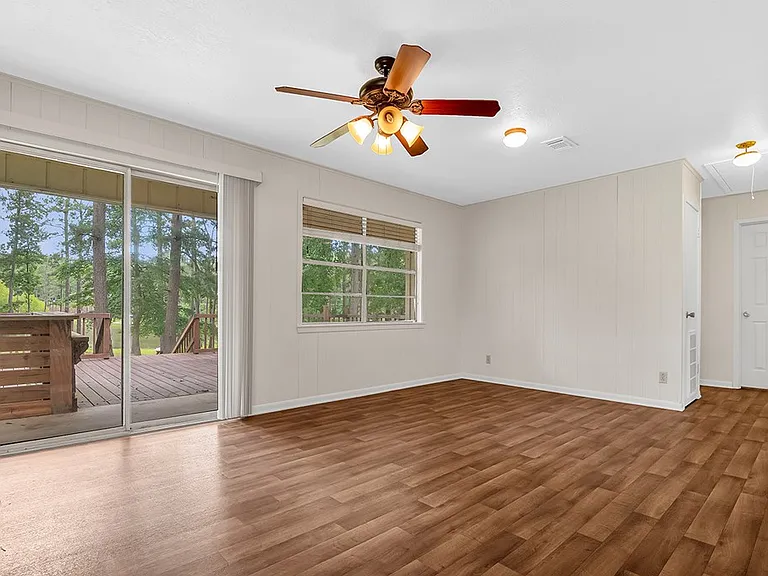 125 Red Oak Dr — Photo 7