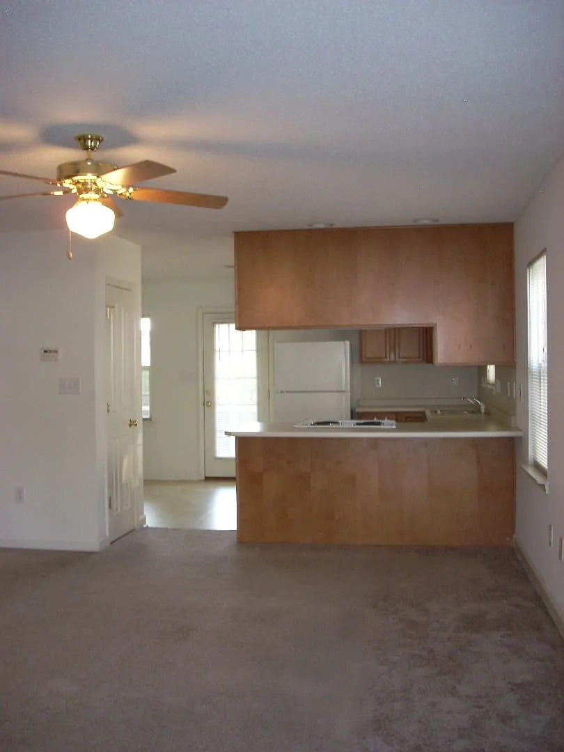 134 Clusters Circle — Photo 2
