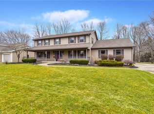 110 Tulip Dr, Hubbard, OH 44425