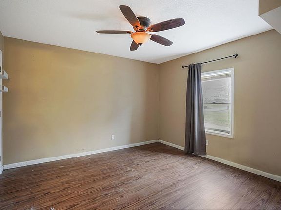 2nd image of 1042 Forest Dr SE