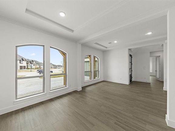 5th image of 1320 Villanova Ln