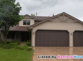 530 Mackubin Cir, Shoreview, MN 55126