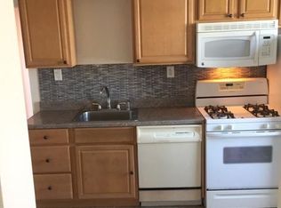 2115 S 11th St FLOOR 2, Philadelphia, PA 19148