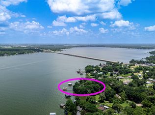 10136 Cherokee Ln, Mabank, TX 75156