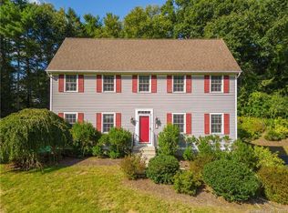 1 Miya Ln, Sandy Hook, CT 06482