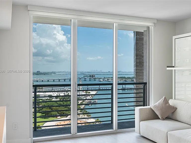 325 Biscayne Blvd #2920 — Photo 3