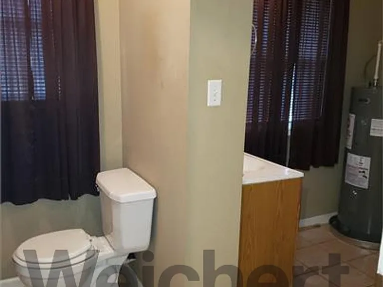 515 N 5th St — Photo 11