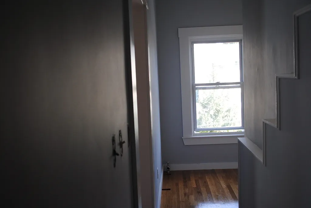 1 bed, 1.0 bath, 525 sqft, $1,875 — Photo 4