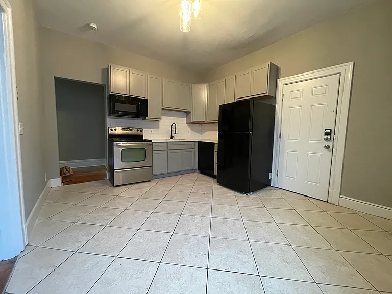 4223 McRee Ave #2 — Photo 8