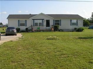 128 Snowden Ln, Waco, KY 40385