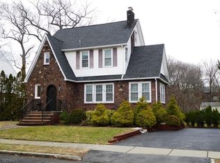 70 Ravine Ave, Nutley, NJ 07110