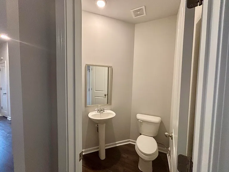 934 Quaint Parish Cir — Photo 8