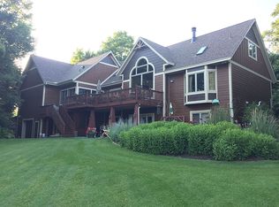 9205 Pierson Lake Dr, Chaska, MN 55318