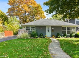 37 S Ash St, Palatine, IL 60067