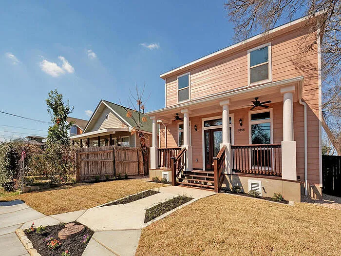 3 bed, 2.0 bath, 1961 sqft, $3,495 — Photo 3