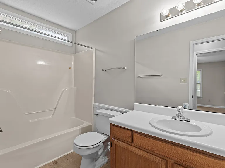 4504 Liverpool Ln — Photo 22