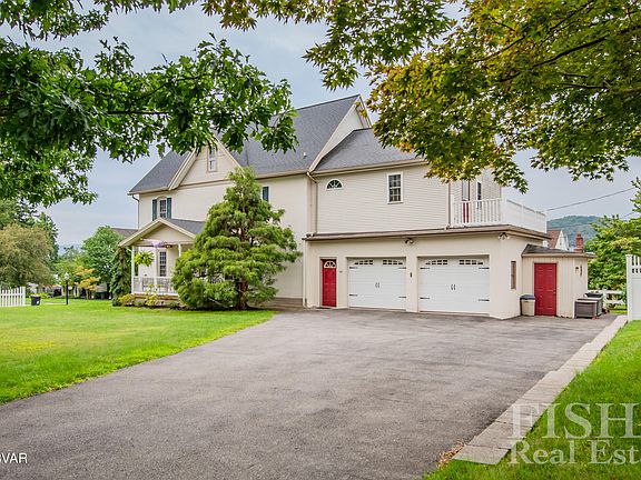 3rd image of 75 Maple Ave