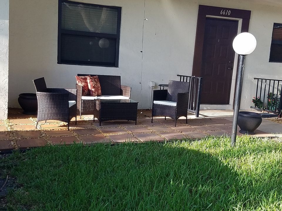 2nd image of 204 E Parkway Dr #4-2