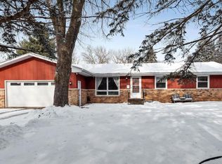 2313 Linwood Ave E, Maplewood, MN 55119