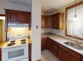 27 Falcon St #1, Boston, MA 02128