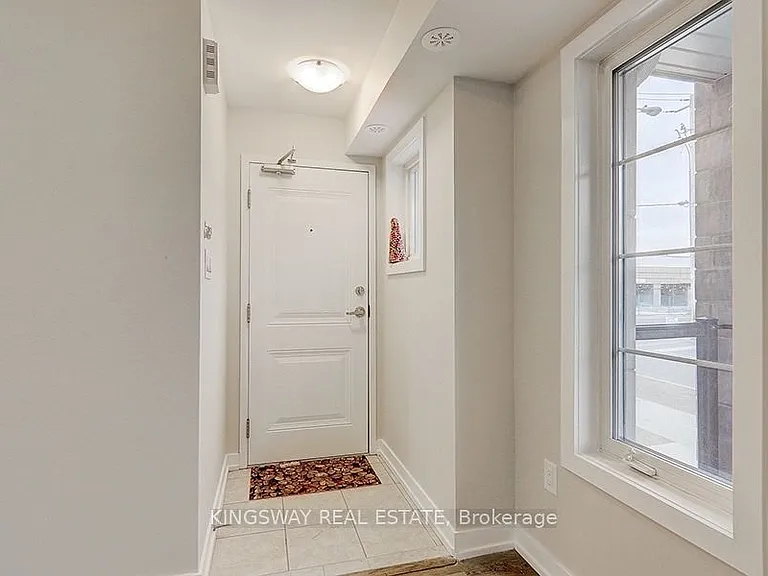 100 Parrotta Dr #92 — Photo 4