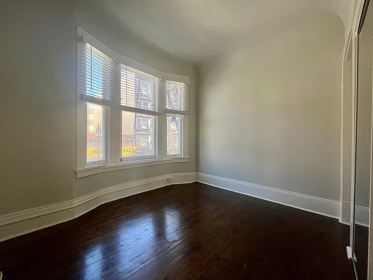 245 Leavenworth St — Photo 10