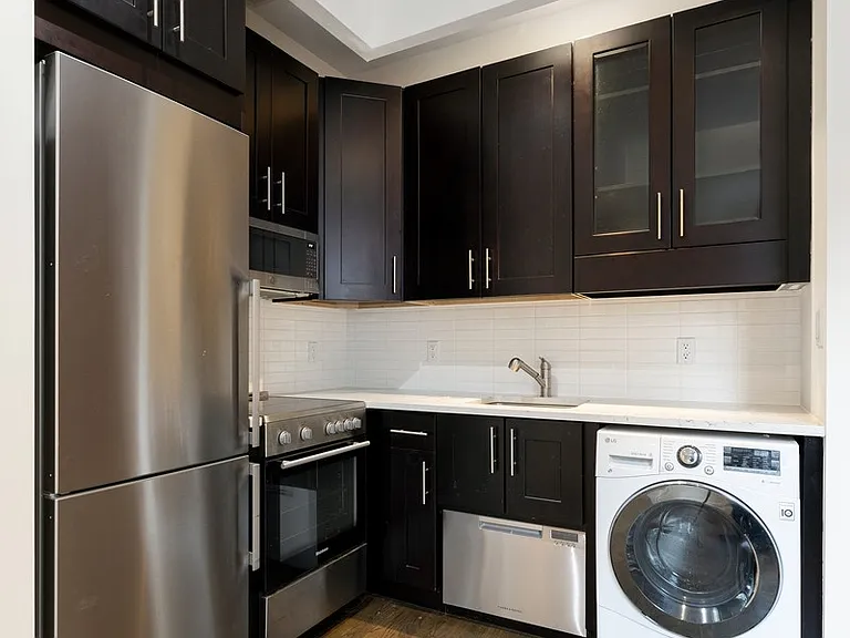 223 Mott St #15 — Photo 3
