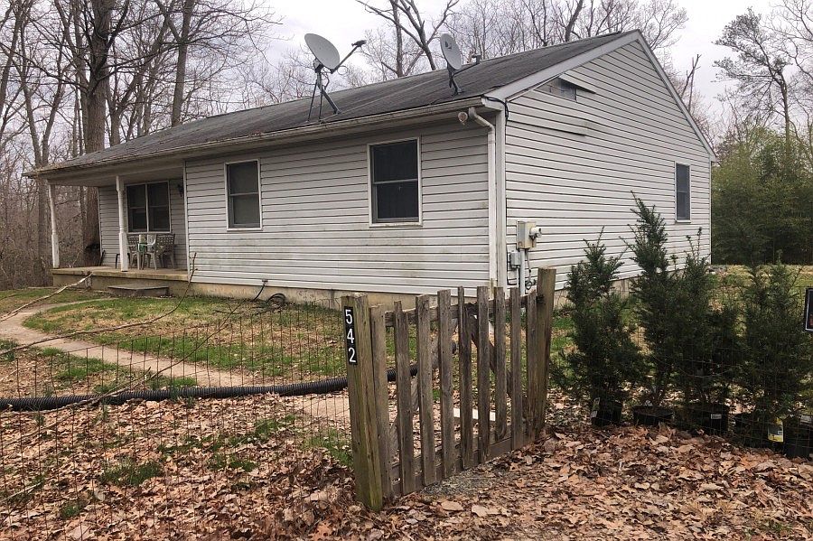 2nd image of 542 Old Elk Neck Rd