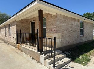 1121 N 10th St #B, Waco, TX 76707