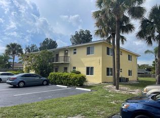 993 NW Spruce Ridge Dr APT 11, Stuart, FL 34994