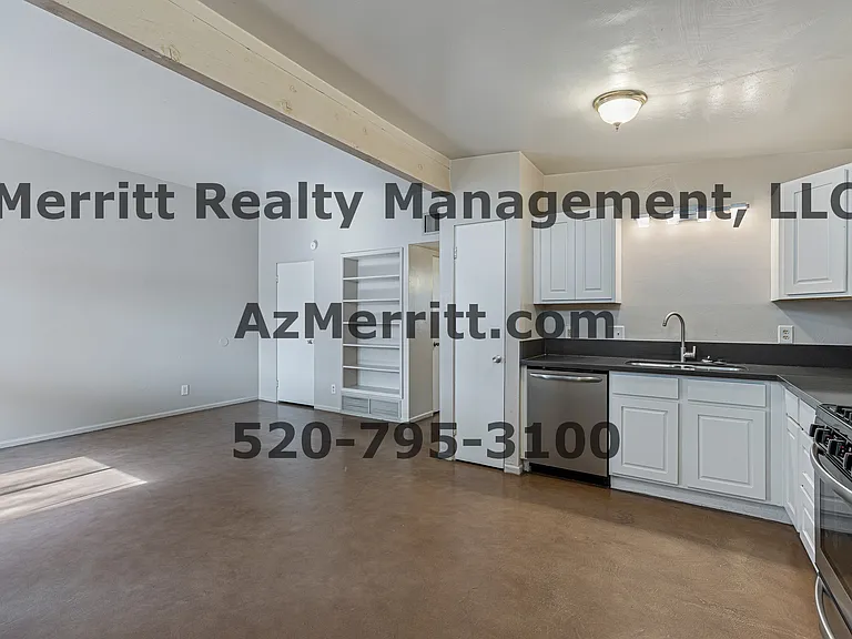 3647 E 2nd St #106 — Photo 11