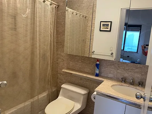 Rented by R New York | media 5