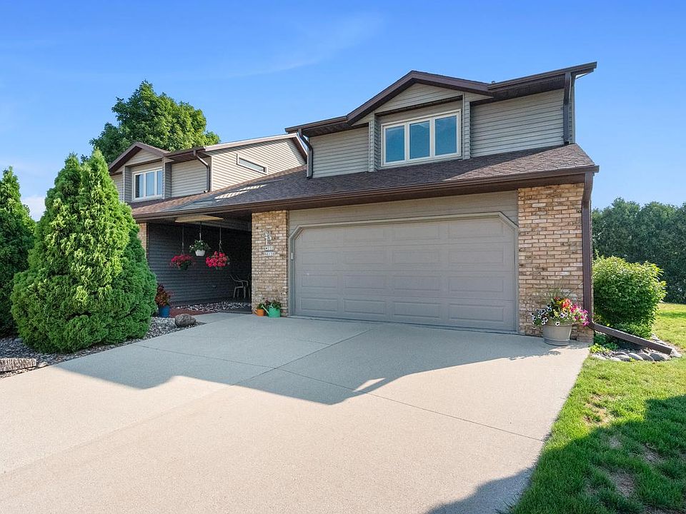1st image of W232N6138 Teakwood COURT