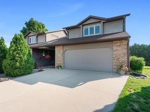 W232N6138 Teakwood COURT, Sussex, WI 53089