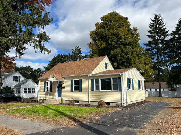 47 Columbia St, South Hadley, MA 01075