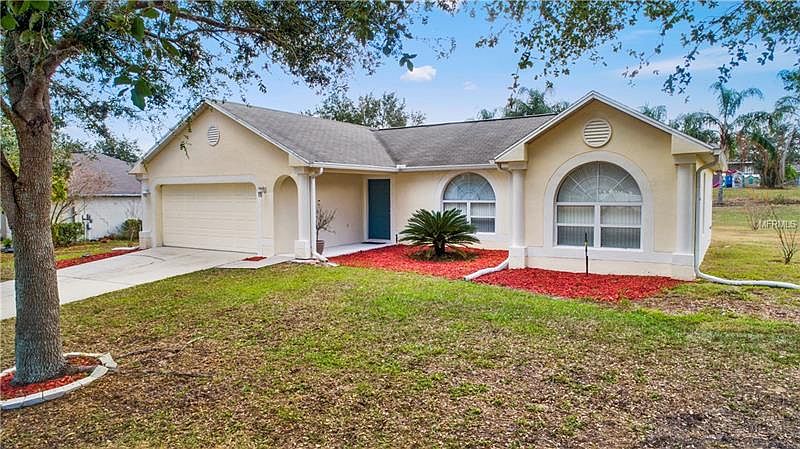 1st image of 16056 Lagoon Ct