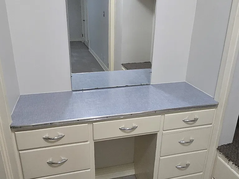 543 N 400 E #B — Photo 16