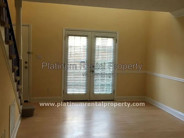 6980 Roswell Rd NE #L5 — Photo 9