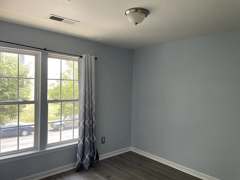 2068 Lockwood Dr #1 — Photo 13