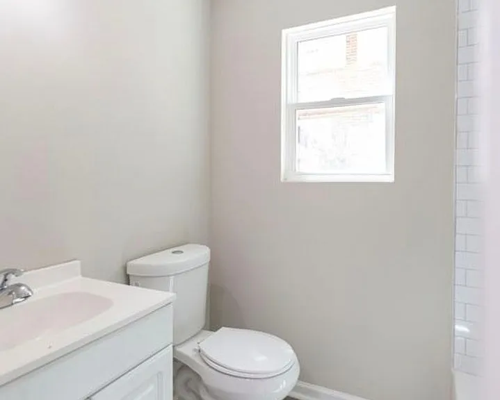199 Troy St NW — Photo 9