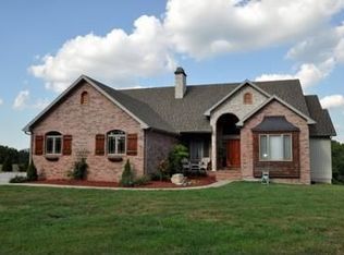 1230 Center Rd, Ozark, MO 65721