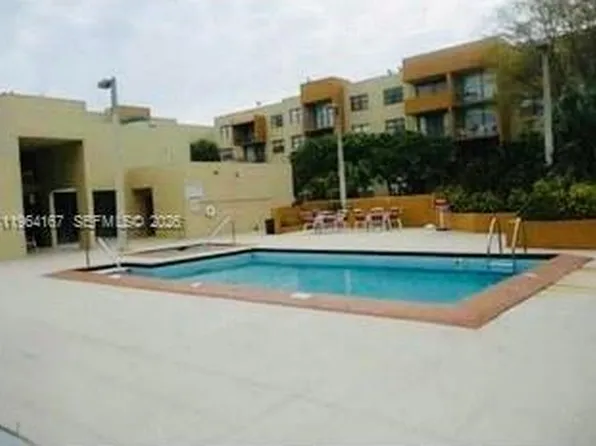 8006 SW 149th Ave APT D211, Miami, FL 33193